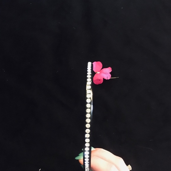 2 beautiful studded headbands! - Picture 4 of 4